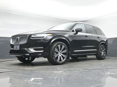 Used 2023 Volvo XC90 B6 Ultimate w/ Protection Package AWD/4WD image 37