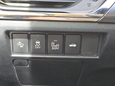 Used 2018 Toyota Avalon XLE Premium image 24