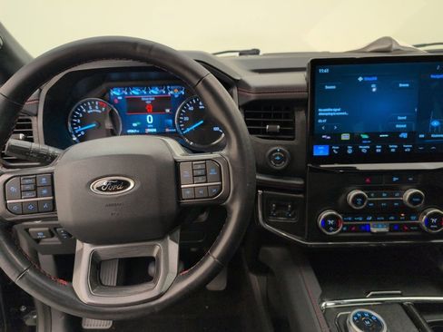 Used 2023 Ford Expedition Limited image 25