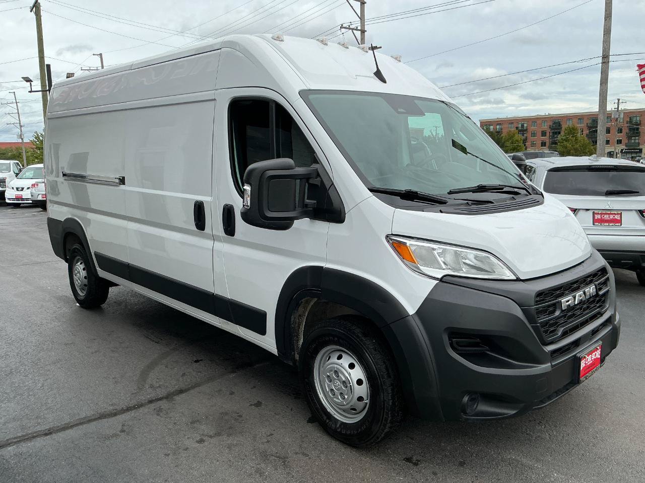 Used 2023 RAM ProMaster 2500 FWD image 3