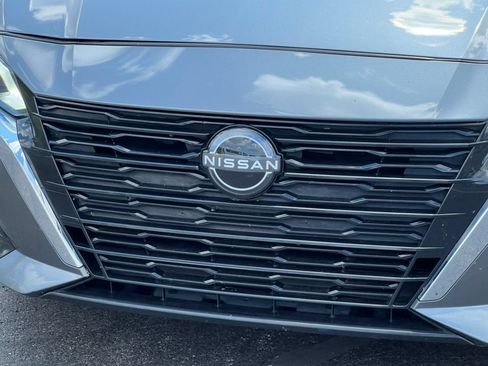 Used 2024 Nissan Altima 2.5 SV FWD image 32