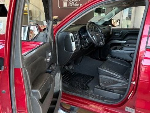Used 2018 Chevrolet Silverado 1500 LT w/ All Star Edition image 28