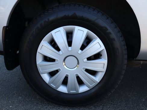 Used 2015 Nissan Rogue S w/ Convenience Package AWD/4WD image 43