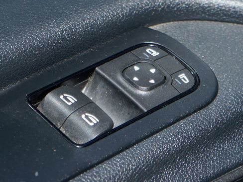 Used 2019 Mercedes-Benz Sprinter 170 Cargo image 19