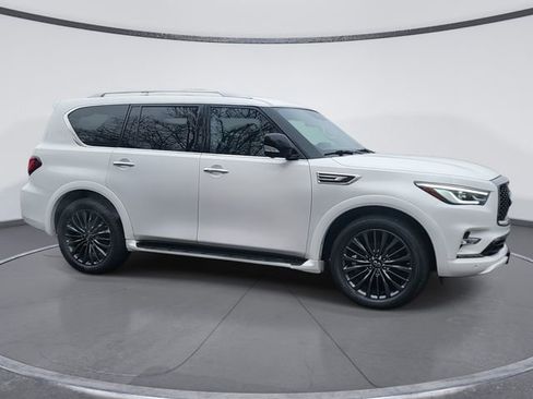 Used 2022 INFINITI QX80 Premium Select w/ Cargo Package image 2