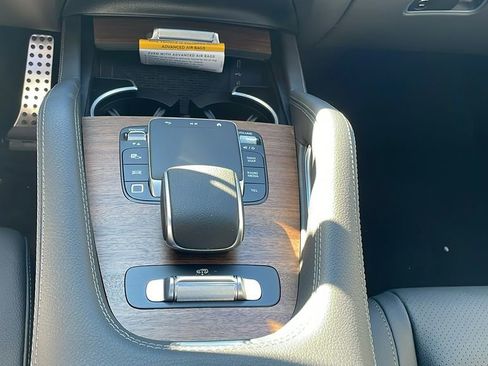 Certified 2025 Mercedes-Benz GLS 450 4MATIC image 20
