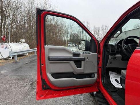 Used 2015 Ford F150 XL w/ Equipment Group 101A Mid image 10