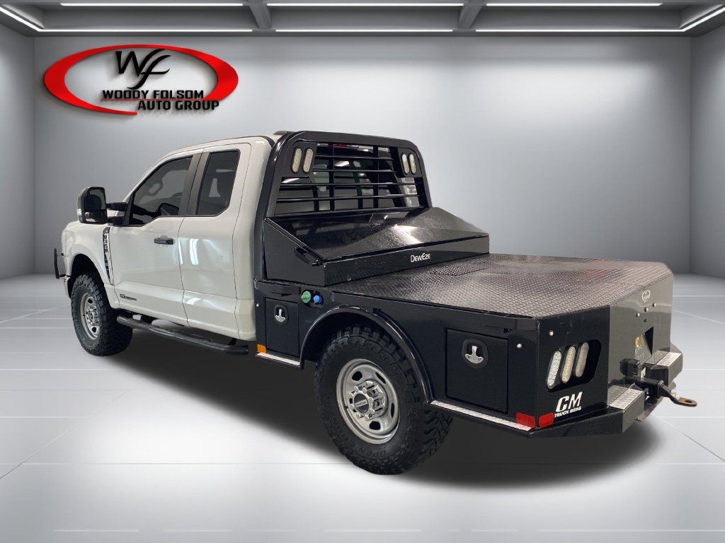 Used 2023 Ford F350 XL w/ FX4 Off-Road Package AWD/4WD image 9
