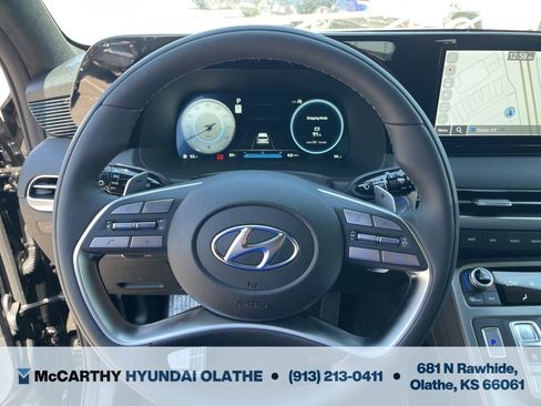 Used 2025 Hyundai Palisade Calligraphy image 6