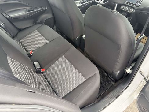 Used 2022 Nissan Versa S image 18