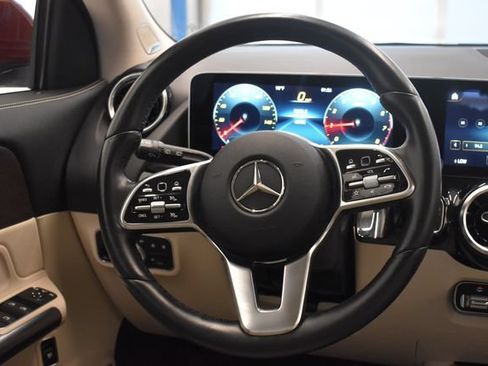 Used 2021 Mercedes-Benz GLA 250 4MATIC image 24
