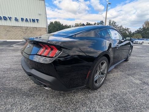 New 2026 Ford Mustang Coupe image 5