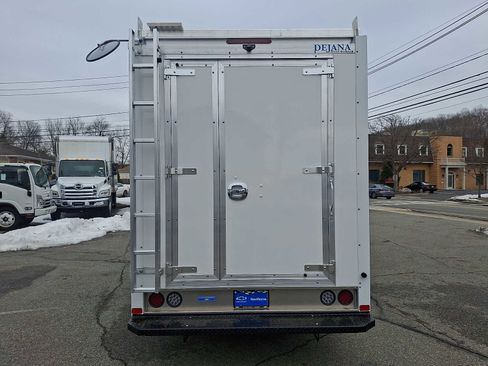 New 2026 Chevrolet Express 3500 w/ Power Convenience Package image 5