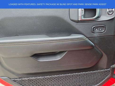 Used 2025 Jeep Wrangler Unlimited Sahara w/ Safety Group AWD/4WD image 12
