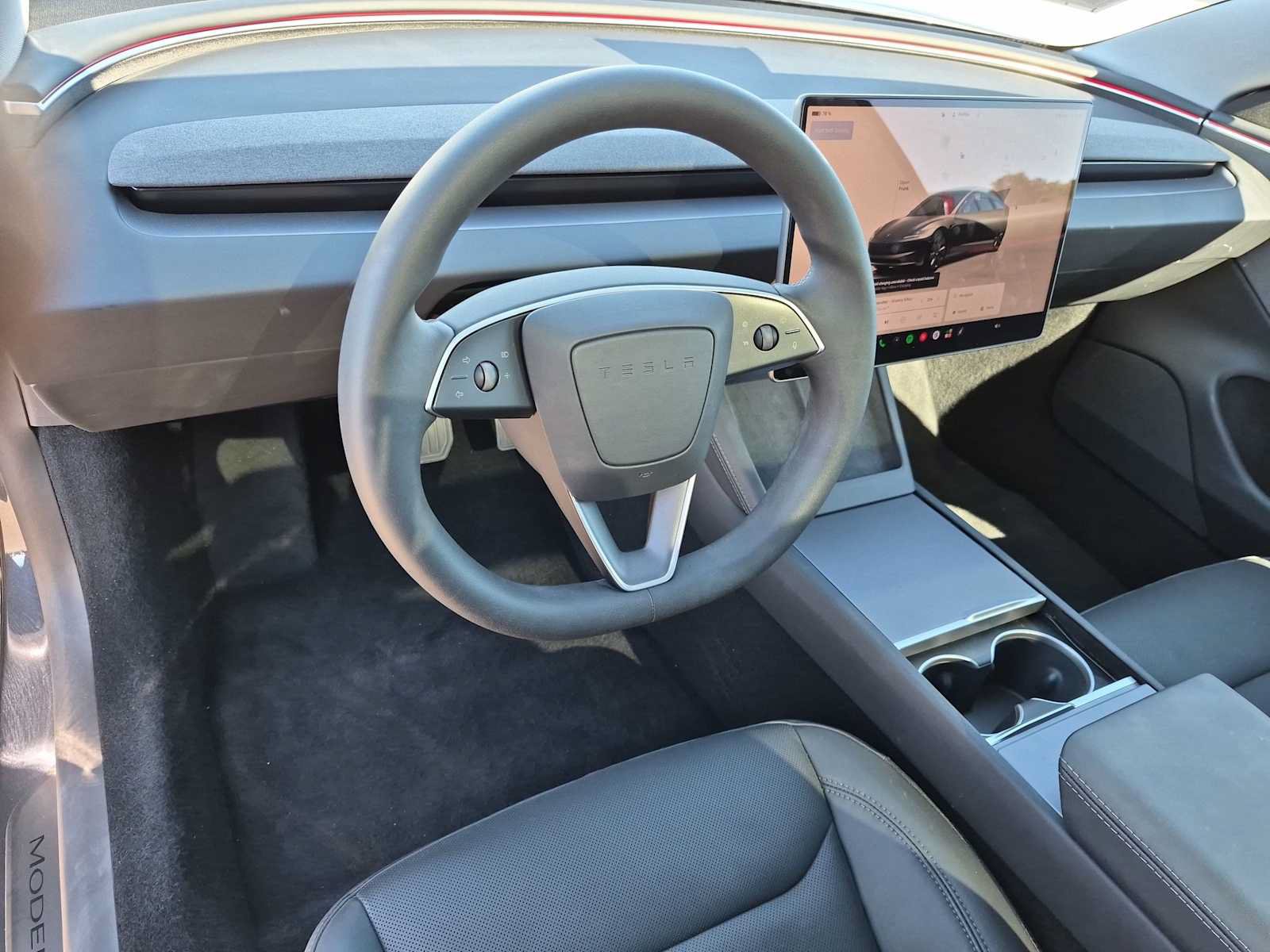 Used 2025 Tesla Model 3 RWD image 2