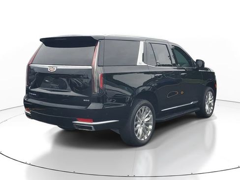 Used 2023 Cadillac Escalade Premium Luxury AWD/4WD image 4