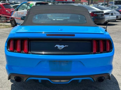 Used 2017 Ford Mustang Premium RWD image 8