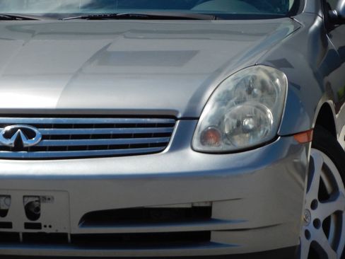 Used 2004 INFINITI G35 x Sedan image 4