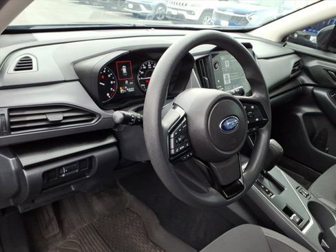 Used 2025 Subaru Crosstrek 2.0i Premium image 6