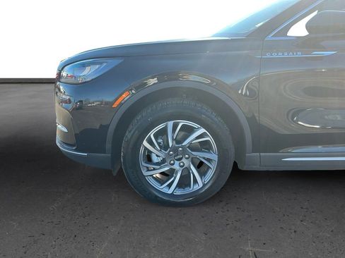 Certified 2024 Lincoln Corsair FWD image 13