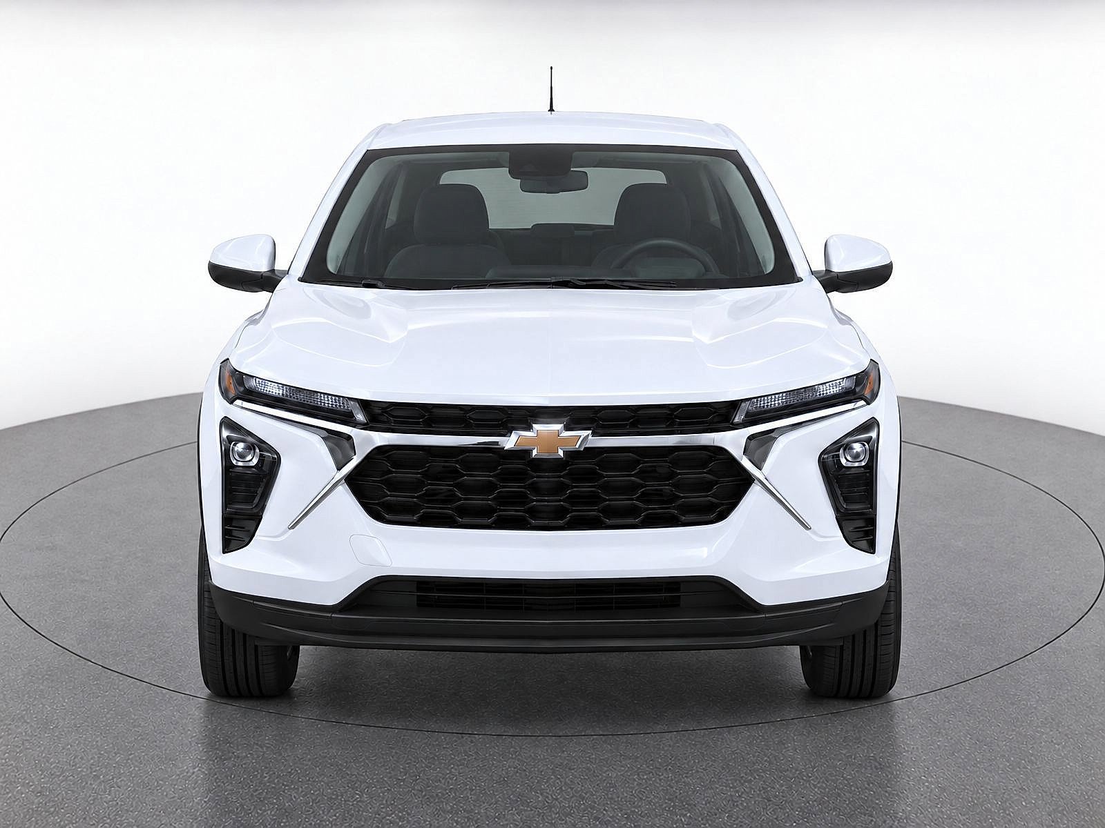 Used 2024 Chevrolet Trax LS w/ LS Convenience Package FWD image 5