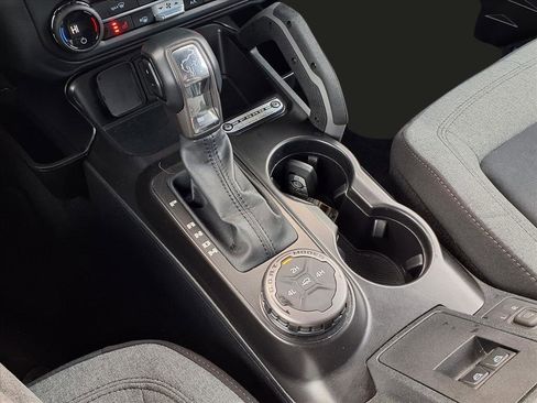 Used 2023 Ford Bronco Big Bend image 11