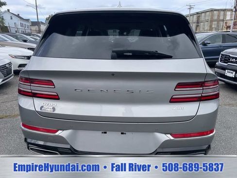 Used 2023 Genesis GV80 2.5T w/ Advanced Package AWD/4WD image 4