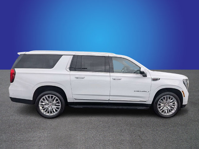 Used 2025 GMC Yukon XL Denali AWD/4WD image 6