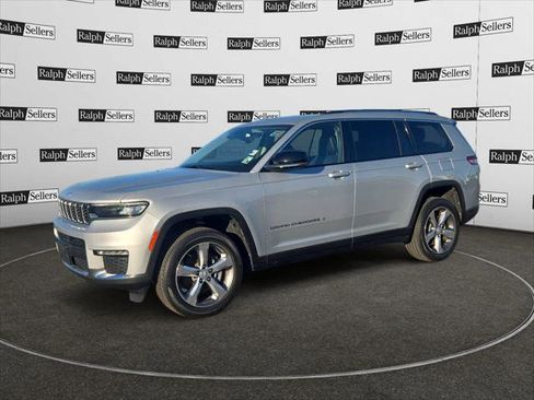 Certified 2022 Jeep Grand Cherokee L Limited image 2