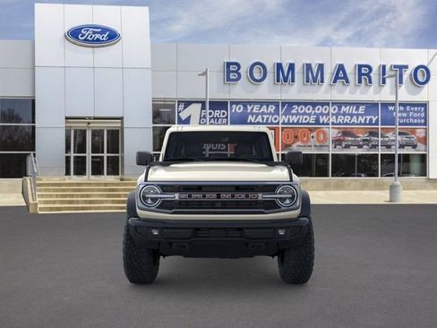 New 2026 Ford Bronco Outer Banks w/ Sasquatch Package AWD/4WD image 6