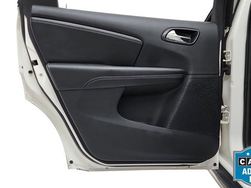 Used 2020 Dodge Journey Crossroad image 34