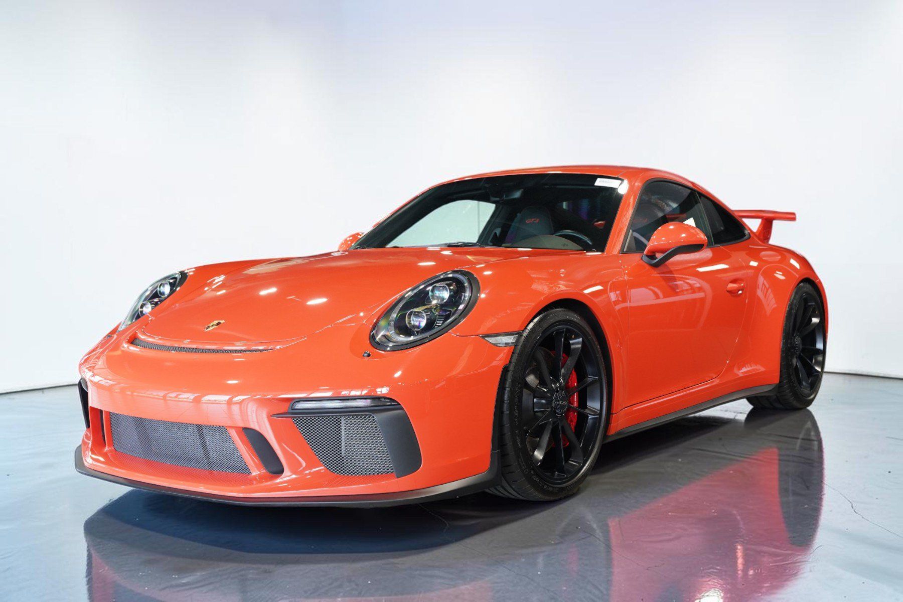 Used 2018 Porsche 911 GT3 RWD image 17