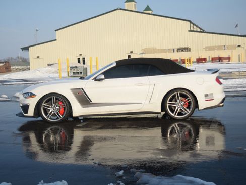 Used 2019 Ford Mustang GT Premium w/ GT Performance Package image 22