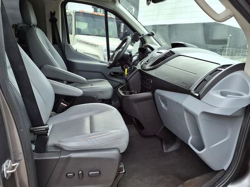 Used 2015 Ford Transit 150 XLT RWD image 18