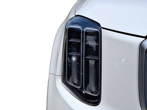 Used 2023 Kia Telluride EX AWD/4WD image 10