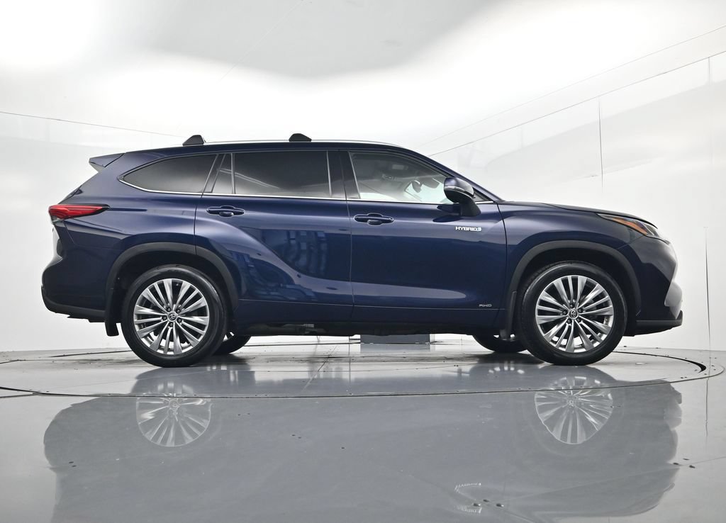 Used 2021 Toyota Highlander Platinum AWD/4WD image 50