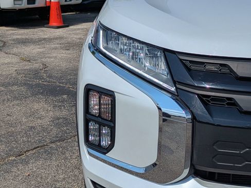 Used 2023 Mitsubishi Outlander Sport AWD image 9