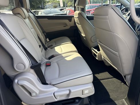 Used 2025 Honda Odyssey Touring image 20