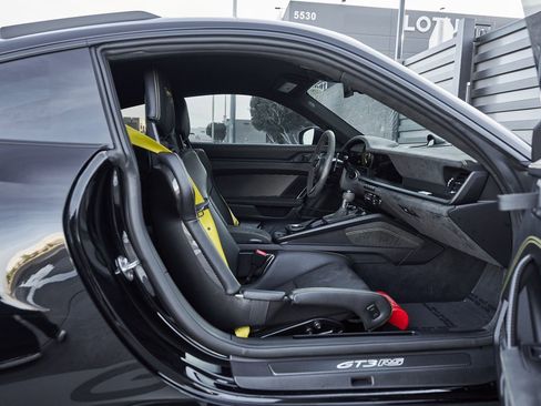 Used 2024 Porsche 911 GT3 RS w/ Weissach Package image 29