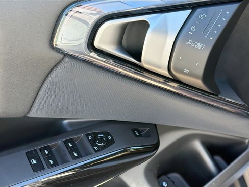 New 2026 BMW X3 xDrive30 w/ Convenience Package image 23