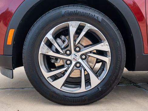 Used 2023 Buick Envision Essence image 4