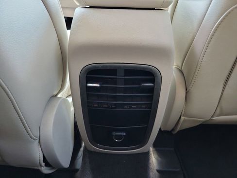 Used 2017 Lincoln MKC Premiere FWD image 15