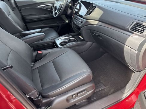 Used 2023 Honda Passport EX-L image 11