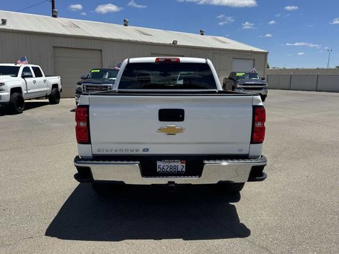 Used 2018 Chevrolet Silverado 1500 LT w/ LT Eassist Package RWD image 8
