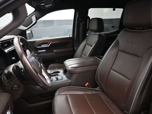 Used 2023 GMC Sierra 1500 Denali w/ Technology Package AWD/4WD image 18