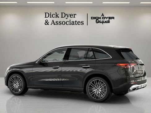 Used 2026 Mercedes-Benz GLC 300 image 20