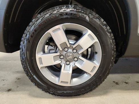 Certified 2025 Honda Ridgeline RTL image 28