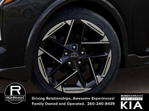New 2025 Kia K4 GT-Line image 10