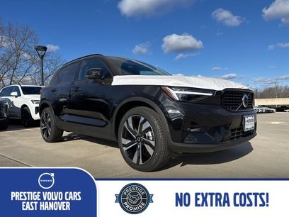 New 2026 Volvo XC40 B5 Ultra w/ Climate Package