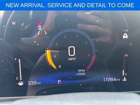 Certified 2024 Chevrolet Trax RS w/ Driver Confidence Package FWD image 12